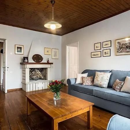 Kadinatsos House Corfu (city)